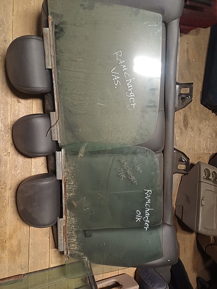 Dodge Ramcharger oven lasit