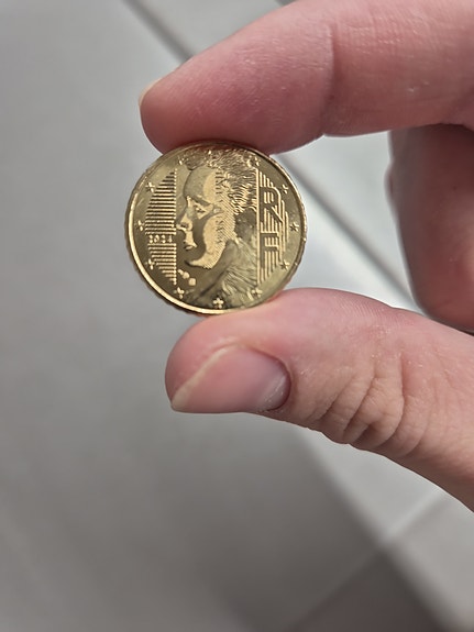 Myydään harvinainen Ranskassa painettu Marie Curie 2024 50 sentin kolikko.
