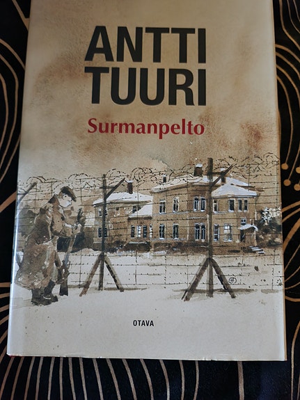 Antti Tuuri Surmanpelto kirja