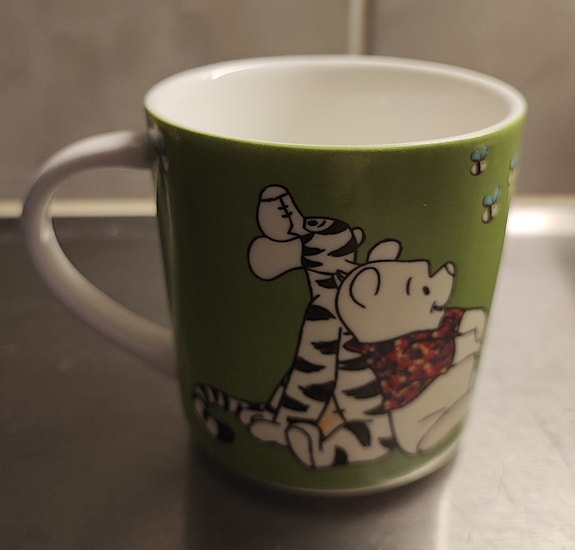 Muurla Disney nalle puh ja tikru muki