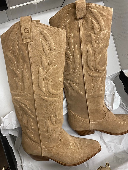Kengät Guess Mokka bootsit Uudet 38