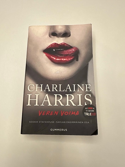 KESÄLOMALUKEMISTA! Charlaine Harris Veren voima