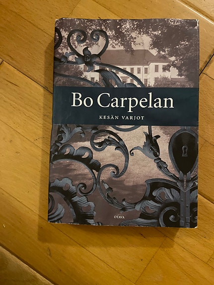 Bo Carpelan Kesän Varjot -kirja