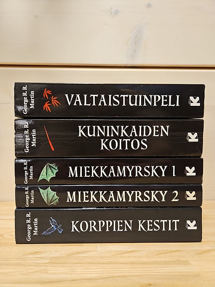 Tulen ja jään laulu -kirjasarja, George R.R. Martin