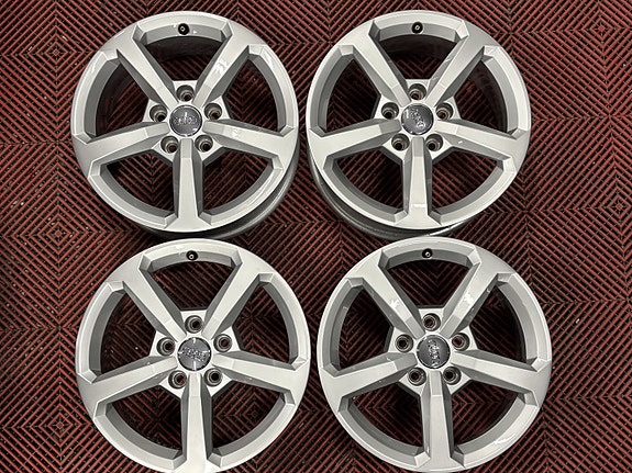 ALKUPERÄINEN Audi 6.5x16" 5x112 ET43 Ø57.1