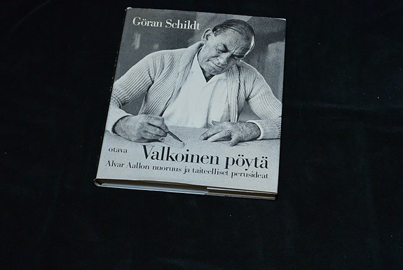 Göran Schildt - Valkoinen pöytä: Alvar Aallon nuoruus ja taiteelliset perusideat
