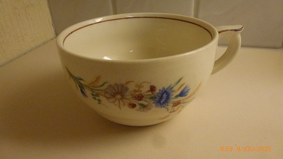 Arabian teekuppi piippuleima