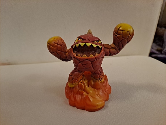 Skylanders Lava Monster hahmo