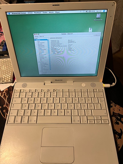 Ibook G4 12" keräilijälle. Alkuperäisessä laatikossa.