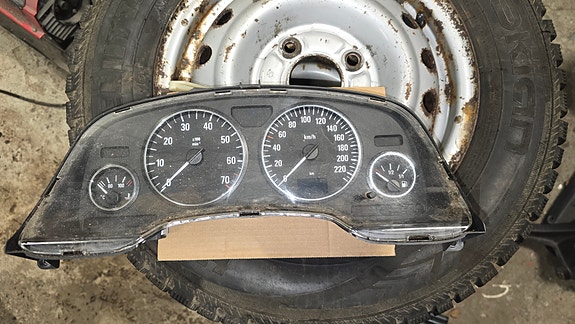 Opel Zafira A mittaristo
