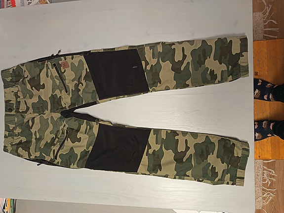 Product image 1 of 4