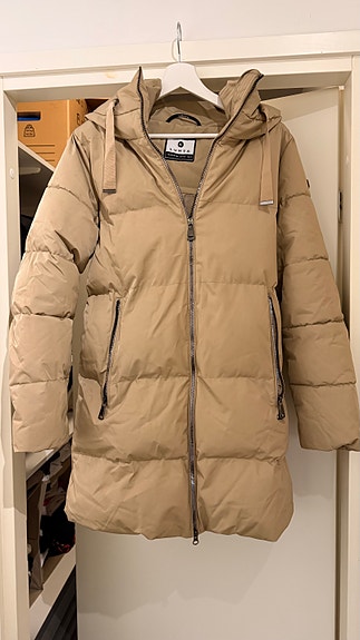 Luhta Muut ulkovaatteet beige nylon takki naisten koko 34