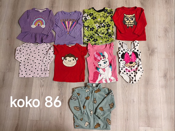 Tyttöjen paidat koko 86