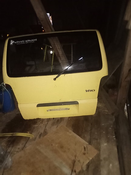 Mercedes-Benz Vito w638 osia