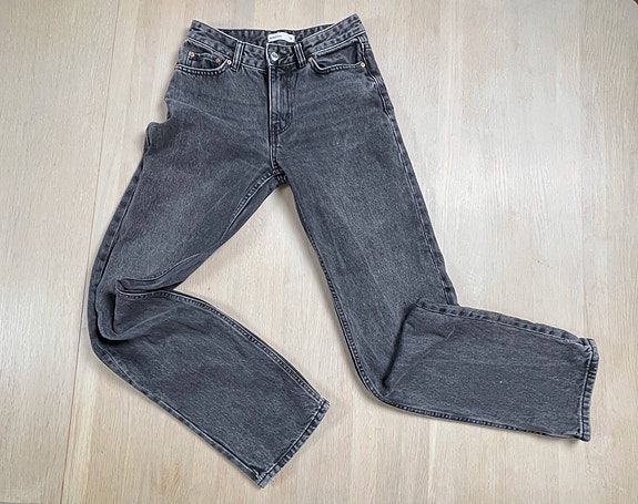 Gina Tricot perfect Jeans farkut, koko 32 – suora malli