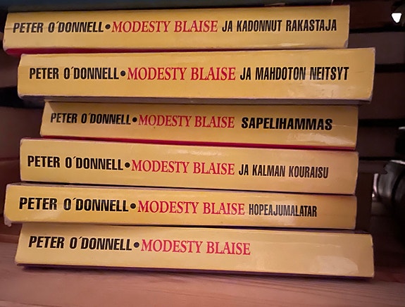 Peter O'Donnell Modesty Blaise pokkarit