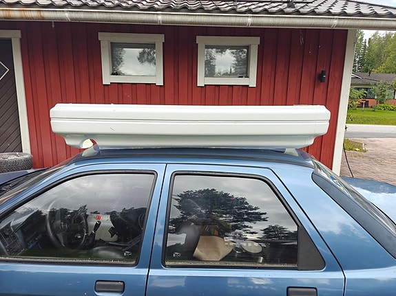 Ford sierra takapuskuri