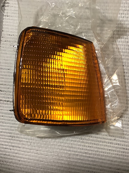 DEBO 441-1507R-UE Oik.etuvilkku VW Passat B3/B4