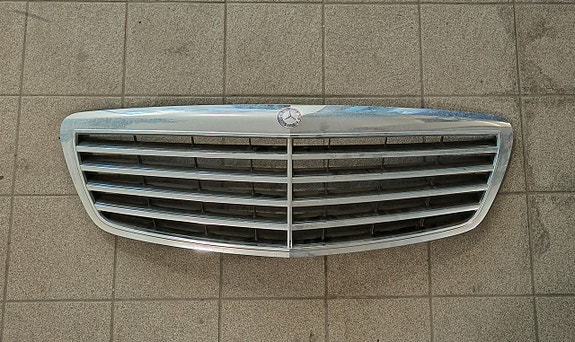 Mercedes-Benz W221 S-sarja osia