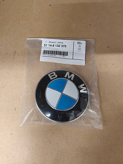 Alkuperäinen bmw e36 logo