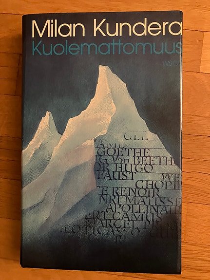 Milan Kundera: Kuolemattomuus ja Naurettavien rakkauksien kirja
