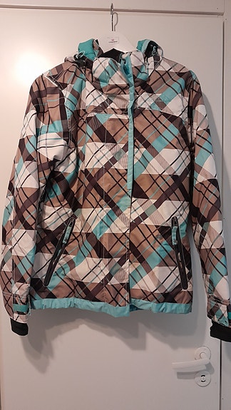 Product image 1 of 2