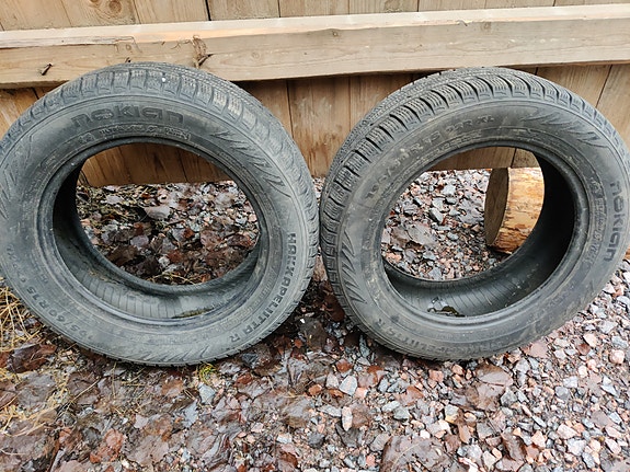 2 KPL KITKARENKAAT NOKIAN HKPL-R 195/60R15
