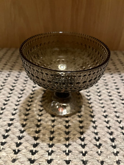 Iittala Kastehelmi jälkiruokamalja harmaa lasi