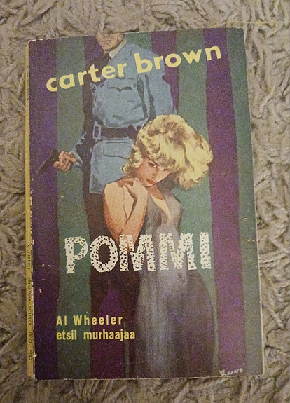 CARTER BROWN Pommi
