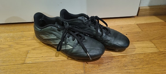 Adidas nappikset