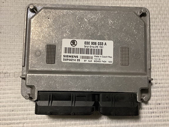 03E906033A ECU Skoda Fabia