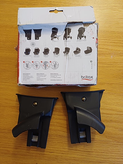 Britax adapterit