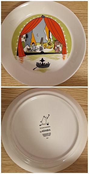 Kesäteatteri muumilautanen