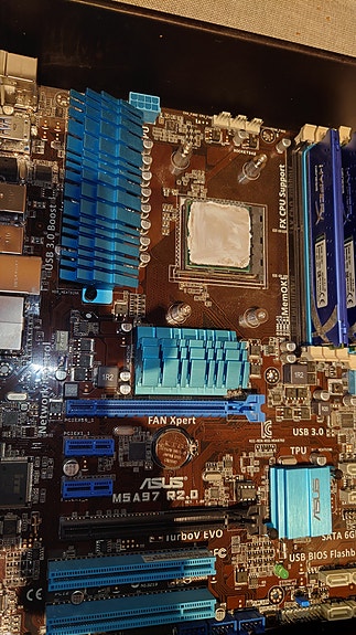 Emolevy+prosessori+RAM
