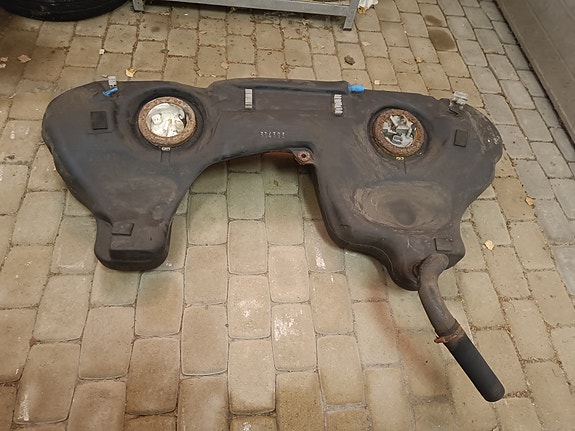 BMW E46 Coupe polttoainetankki