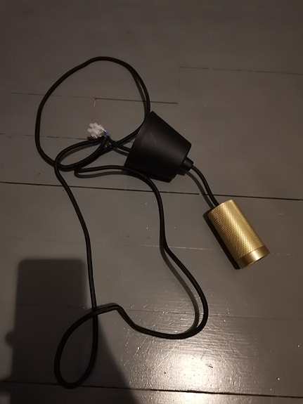 Lampun kanta E27
