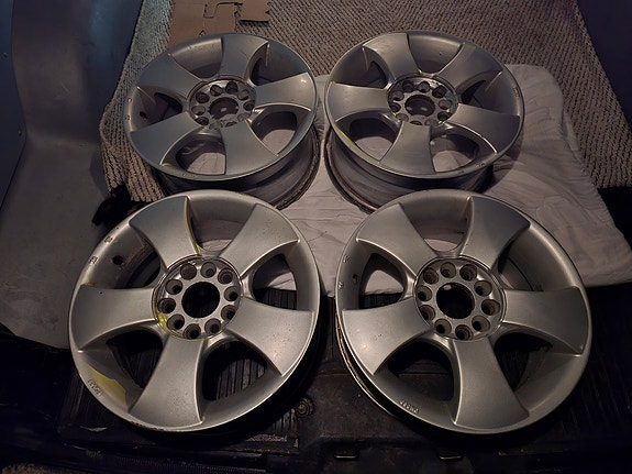 Kaksijakoiset 15" 5x108 ja 5x114,3 vanteet
