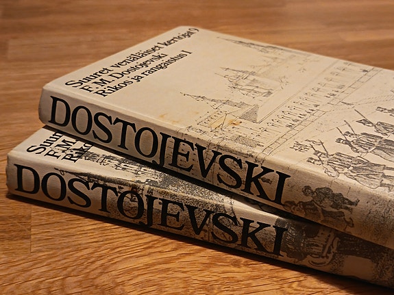 Dostojevski, Rikos ja rangaistus (kaksiosainen)