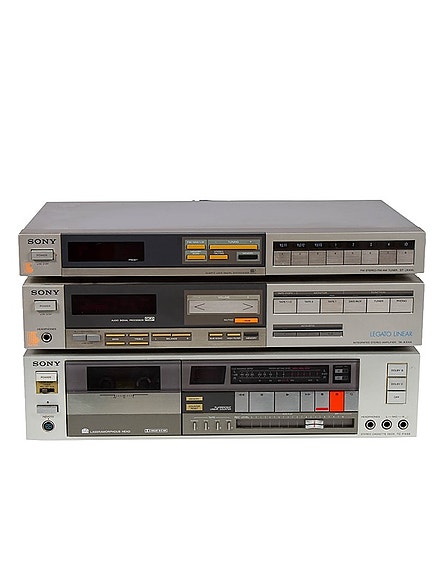 SONY ST-J44, TA-AX44, TC-FX66 stereolaitteisto