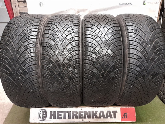 235/60 R18" Käytetyt Kitkarenkaat