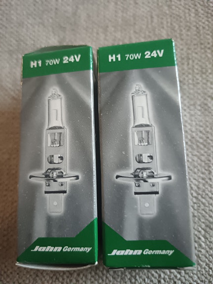 2 kpl 24V 70W H1 polttimo