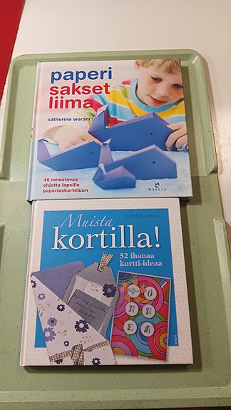 Lasten askartelukirjat !