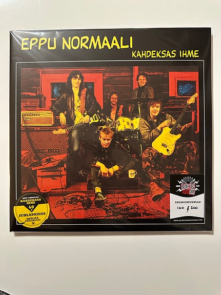 VÄRIVINYYLIT EPPU NORMAALI 2LP KAHDEKSAS IHME M/M