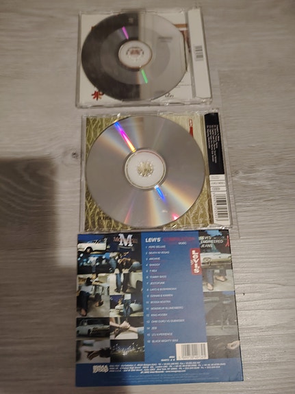 Product image 2 of 3