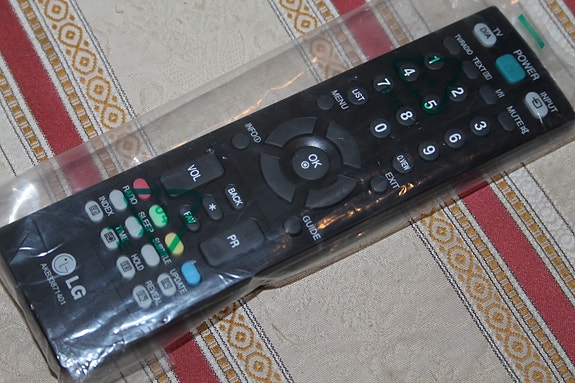 UUSI LG TV television kaukosäädin kauko-ohjain alkuperäinen AKB33871401