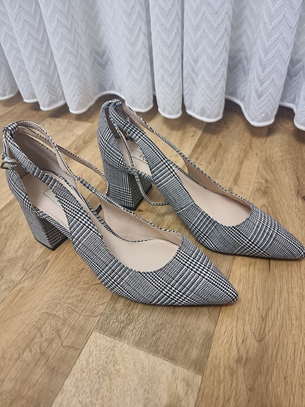 Zara Juhlakengät koko 40