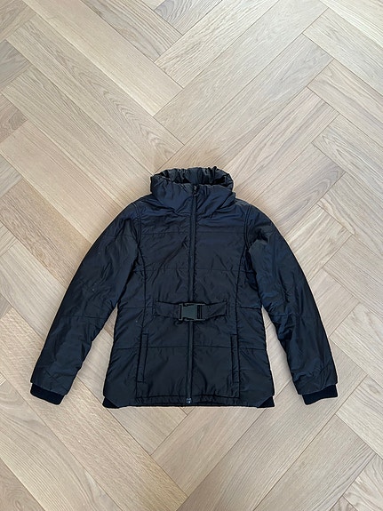 DKNY tyttöjen musta takki