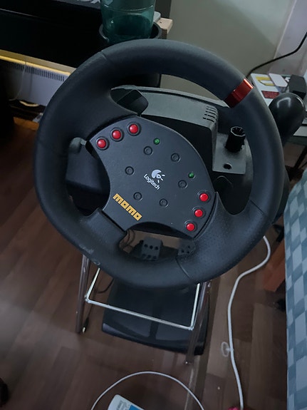Logitech ratti ja polkimet