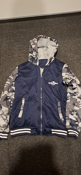 Product image 1 of 3
