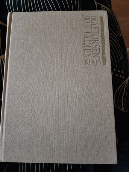 Käytöksen Kultainen Kirja kirja